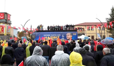 Kayseri Büyükşehir Belediye Başkanı Tomarza’da Açılış Törenine Katıldı