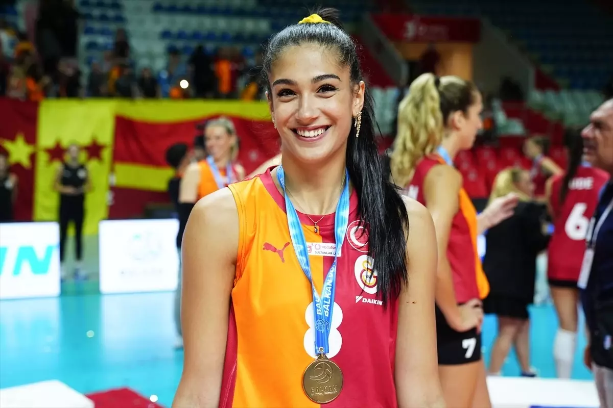 Galatasaray Daikin Kadın Voleybol Takımı Balkan Kupası’nı Kazandı