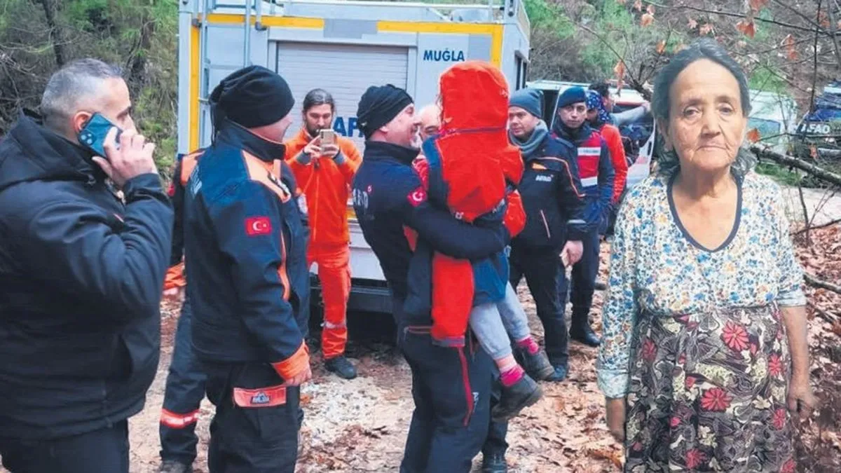 Birbirlerine sarılmış halde bulundular